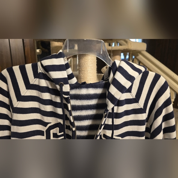 NWOT GAP Hooded Jacket Size XXL - Picture 6 of 8